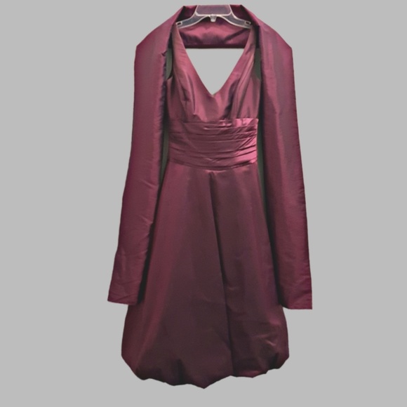 Beautiful Evening Dress - Picture 2 of 4